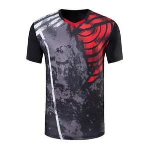 T-shirt de football personnalisé à manches courtes, fabriqué au Pakistan, vente en gros d'usine, design de maillot de football pour hommes, vêtements de sport - Product Image 4