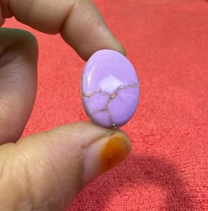 Pierre de phosphosiderite naturelle en gros, USA, cristal violet de forme libre pour la décoration et la méditation - Product Image 1