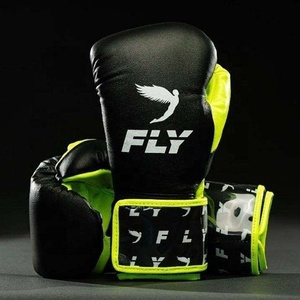 Nuevos Guantes de Boxeo FLY Negros/Dorados con Diseño Personalizado para Entrenamiento Deportivo, Gimnasio, Combate y MMA - Product Image 2