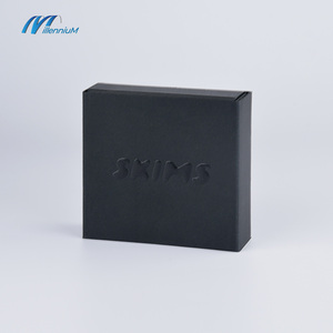 Tiroir <span class=keywords><strong>noir</strong></span> Boîte à manchon Tiroir Boîte à parfum en relief 3D Petite boîte à tiroir noire avec découpe en cœur - Product Image 2