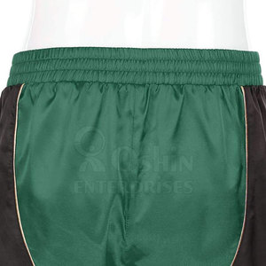 Shorts techniques en nylon avec logo personnalisé, coupe confortable, design athlétique pour les activités d'entraînement et le confort quotidien - Product Image 3