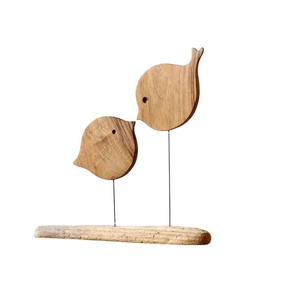 Figuras de pájaros de madera hechas a mano, par de esculturas de pájaros de madera minimalistas rústicas, adornos de animales, pieza decorativa nórdica para el hogar - Product Image 1