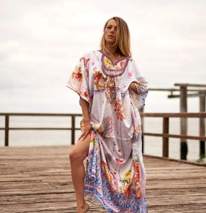 Robe longue tendance pour femme en coton, style kaftan, coupe trapèze, manches longues, imprimé floral bohème, écologique, idéale pour les vacances à la plage ou les resorts - Product Image 2