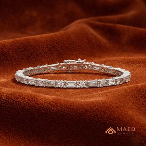 Pulsera de tenis de plata de ley 925 con moissanita de corte redondo y baguette para mujer, diseño de joyería de moda Manhattan - Product Image 4