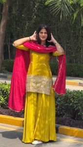Magnifique ensemble Sharara indien pakistanais en soie pure jaune, ensemble Sharara ethnique lourd, ensemble pour femmes pour les fêtes et les mariages - Product Image 5