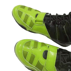 Zapatos de Boxeo de Diseño Ligero para Movimientos Rápidos, Suela de Goma Resistente que Brinda Agarre Confiable, Logotipo Personalizado con Diseño - Product Image 2