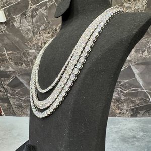 สร้อยคอเทนนิสแบบกำหนดเองได้ Iced Jewelz ประดับเพชรคุณภาพสูง เงินแท้ 925  ทรงเหลี่ยมเจียระไน  พร้อมเคลือบเงิน - Product Image 4