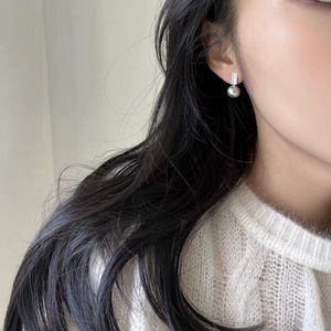 เครื่องประดับเงินแท้ S925 ต่างหูมุกเรียบง่าย 9-10 มม. สไตล์อินเทรนด์ ยาวหวาน สำหรับสุภาพสตรีที่มีเสน่ห์ - Product Image 4