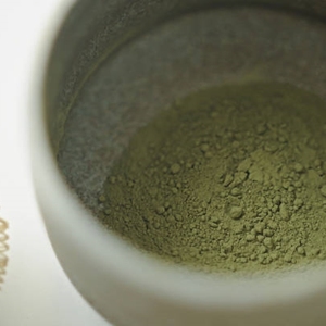 Fresh Organic Moringa Powder Bulk Green Leaf Superfood Powdered Leaves Pure Natural Food Ingredient Fine Ground Leaf - Product Image 1