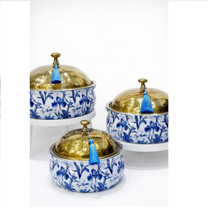 Plat de service isotherme double en acier inoxydable avec motif toile de Jouy bleu, design émaillé, antiadhésif et durable, pour maintenir les aliments au chaud - Product Image 5