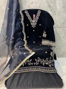 Collection Hiver Exclusive Velours Lourd Shalwar Kameez Bas Santoon Doux et Filet Fantaisie Dupatta Style Indien Taille 6XL - Product Image 4