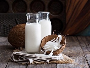 Leche de Coco Congelada Premium de Vietnam, Ingrediente de Coco para Sopa de Curry y Fabricación OEM - Product Image 1