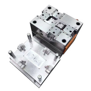 Moldes de grabado de acero de precisión - Diseño de moldes personalizados - Product Image 3