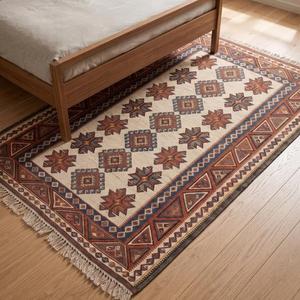 Tapis en laine bouclée tissé à la main - Style moderne, antidérapant, à poils moyens, avec envers en toile de coton et franges décoratives - Product Image 2