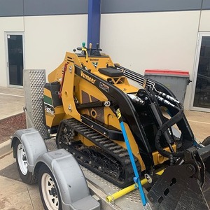 Minicargadora Compacta Avanzada Vermeer S725TX con Sistema de Potencia Diésel, Bomba y Caja de Cambios para Máxima Eficiencia y Durabilidad - Product Image 3
