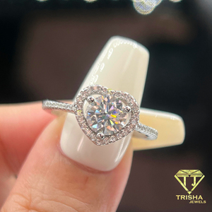 Bague de fiançailles en moissanite taille coussin avec pierres d'appoint étincelantes, en argent sterling, bijou de mariée, cadeau pour femme - Product Image 2