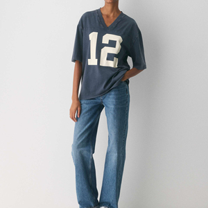 Camiseta Oversize de Algodón 100% para Mujer, Estilo Vintage Casual, Cuello en V, Lavado Ácido, de Gran Gramaje, Bordada, para Verano, Venta al por Mayor - Product Image 3