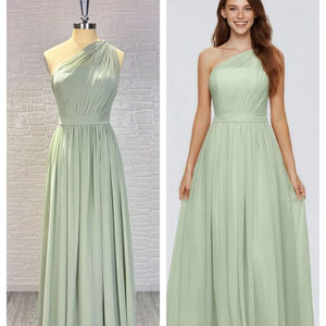 Robe de demoiselle d'honneur longue en mousseline bleu poussière à une épaule, style classique inspiré de l'océan avec décoration drapée pour mariages à la plage - Product Image 5
