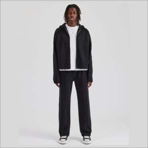 Conjuntos Deportivos IOTA SPORTS con Logotipo Personalizado para Hombre, Chaqueta con Cierre y Pantalones de Felpa 100% Algodón 350GSM, Ropa Deportiva Holgada, Conjuntos de Jogging a la Moda - Product Image 4