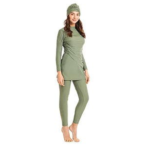 Traje de Baño Modesto para Mujer con Camiseta de Natación Extendida, Leggings Elásticos para Agua y Pañuelo a Juego - Product Image 2