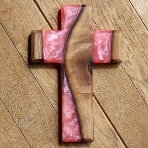 Plaque en bois et résine en forme de croix, cadeau religieux chrétien - Product Image 1