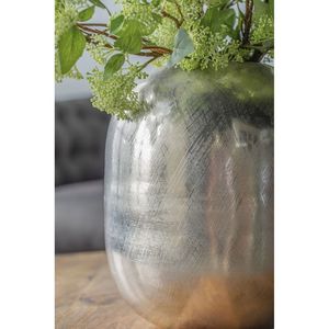 Jarrón de mesa de aluminio Silver Streaks de 12.5x12.5x15 pulgadas - Product Image 4