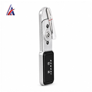 Cuchillo de Precisión para Tela de Alta Calidad, Fabricado en Malasia, 8mm, Cuchilla Afilada para Recortar Tela, Papel y Manualidades - Product Image 2