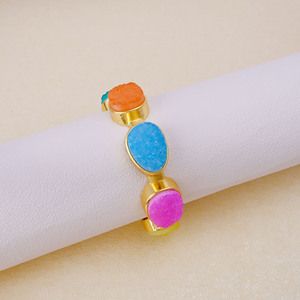 กำไลข้อมือแบบปรับได้หลากสีสันประดับด้วยอัญมณีหลากสีสันเคลือบทอง 18k ของขวัญสำหรับเธอ R - Product Image 4