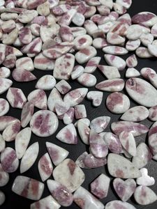 Pierre précieuse Cabochon en Pezzottaite naturelle de formes variées - Product Image 3