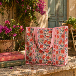 Sac à main matelassé en coton rose et rouge à fleurs, grande capacité, sac fourre-tout pour femmes, sac de transport fait main, respectueux de l'environnement - Product Image 1