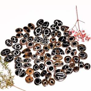Wholesale Hot Selling Quality Natural Smooth <b>Polished</b> <b>Black</b> Septarian Quartz Natural Loose Gemstone For Women Jewelry Making - Product Image 2