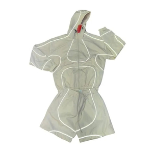 Ensemble short et sweat à capuche en nylon avec fermeture éclair, coupe-vent, survêtement décontracté, avec logos brodés personnalisables de qualité supérieure - Product Image 4