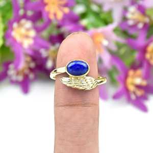 Bague Aile d'Ange en Lapis Lazuli Naturel, Plaqué Or 18 carats, Bague Fine Minimaliste, Bijou pour Amoureux des Animaux - Product Image 1