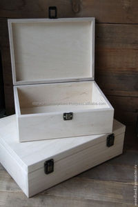 Boîte à bijoux en bois d'acacia manguier de qualité supérieure avec gravure antique unique pour un usage domestique ou le stockage d'épices - Product Image 4