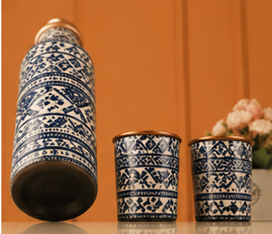 Ensemble de bouteilles d'eau en cuivre pur de qualité supérieure avec 2 verres en cuivre, imprimé ethnique bleu et blanc, bouteille à boire ayurvédique anti-fuite, cadeau - Product Image 3