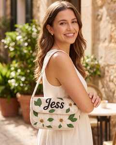 Bolso de Hombro Bordado con Cuentas Florales Clásico Personalizado, Bolso con Nombre Personalizado, Accesorio de Moda Estético, Regalo para Damas de Honor - Product Image 1
