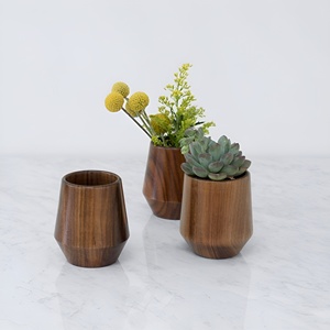 Jarrones de Madera de Acacia de Diseño Más Vendidos, Fabricante de Jarrones de Flores de Madera de Acacia Hechos a Mano con Nuevo Diseño - Product Image 2
