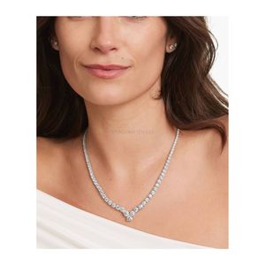 Collar con Diamante Cultivado en Laboratorio de 0.50 Quilates en Oro de 14K, Corte Brillante Redondo, Colgante Solitario para Mujer, Joyería Ética, Regalo - Product Image 1