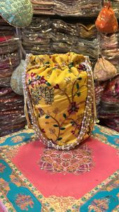Indian Handmade Return Gift Potli <b>Bag</b> Party Favor Embroidery Silk Satin Purse Evening Clutch Wedding Drawstring New Year - Product Image 2