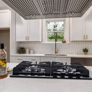 Piano Cottura a Gas da Incasso in Vetro Temperato Nero da 24 Pollici con 4 Bruciatori Convertibile NG/GPL - Product Image 2