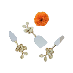 Ensemble de couteaux à fromage en forme de feuille de coulée dorée avec spatule élégante, parfaits pour les repas de table haut de gamme et les réceptions de luxe - Product Image 1