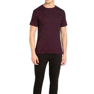 Camiseta personalizada unisex extragrande, lisa, sin estampado, hecha en fábrica, para hombre, con diseño a rayas y manga corta. - Product Image 4