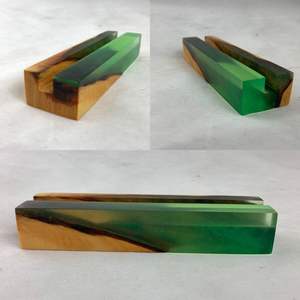 Soporte para Teléfono Móvil de Madera y Resina Hecho a Mano, Soporte de Madera Natural con Resina Epoxi para Escritorio, Hogar y Oficina, Craftera Exports - Product Image 4