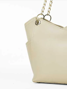 Sac en cuir, peau de vache, couleur personnalisable, logo personnalisable, taille personnalisable, fermeture éclair, bandoulière chaîne, autres accessoires, mode. - Product Image 5