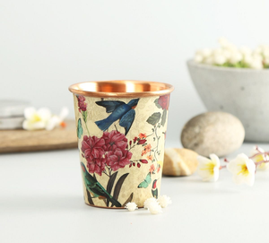 แก้วทองแดงลายดอกไม้นกสวยงาม สำหรับเครื่องดื่มมอสโกมิวล์ จากผู้ผลิตโลหะอินเดีย เหมาะสำหรับใช้ในบ้านหรือโรงแรม - Product Image 4