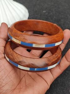 Pulseras de resina estilo vintage, diseño clásico, joyería hecha a mano para mujer, accesorios elegantes para atuendos tradicionales y modernos. - Product Image 5