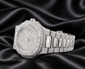 Montre de luxe pour femme à quartz, bracelet en acier inoxydable, fermoir caché, chiffres arabes analogiques, saphir, 20 mm - Product Image 4