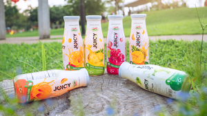 Jugo de Manzana 100% Fresco NAWON de la Mejor Calidad, Bebida en Botella de Vidrio de 405 ml, Jugo NFC de Vietnam, Bebida, Refresco, Jugo de Frutas - Product Image 3