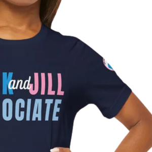 T-shirt graphique bleu marine en coton doux à col rond et manches courtes – Vêtement décontracté et tendance pour le quotidien - Product Image 3