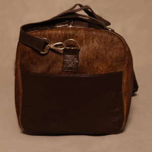 Fully Customized Cowhide Genuine Leather Duffle <b>bags</b> Low Price Heavy Duty Solid Color Cowhide Duffle <b>bags</b> For <b>Men</b> - Product Image 2